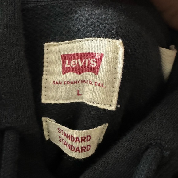 Levis Hoodie - Picture 3 of 3